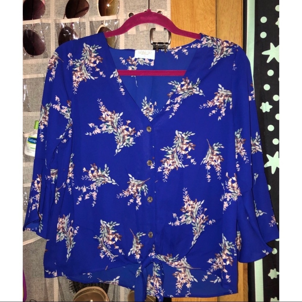 women’s floral blouse